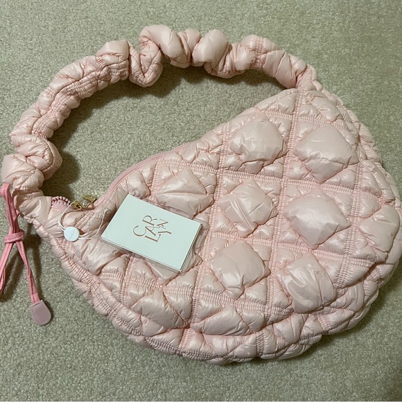 Carlyn Cozy L - Picture 3 of 6